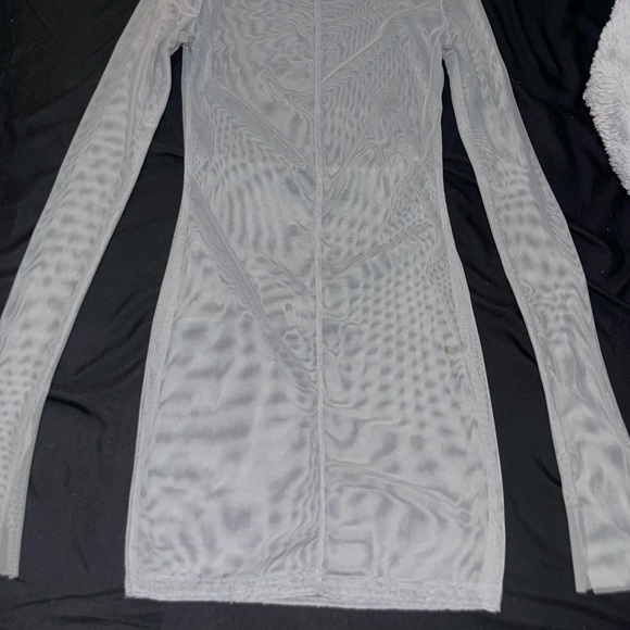 LAQUAN SMITH DRESS - Picture 3 of 4